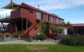 2 Bedroom Apartment@Boutique Barn House Farm Stay